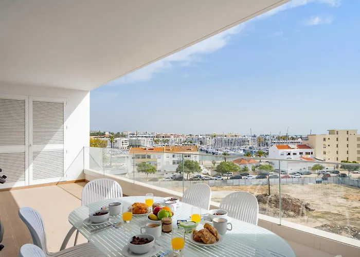 Modern T2 Near The City Center !