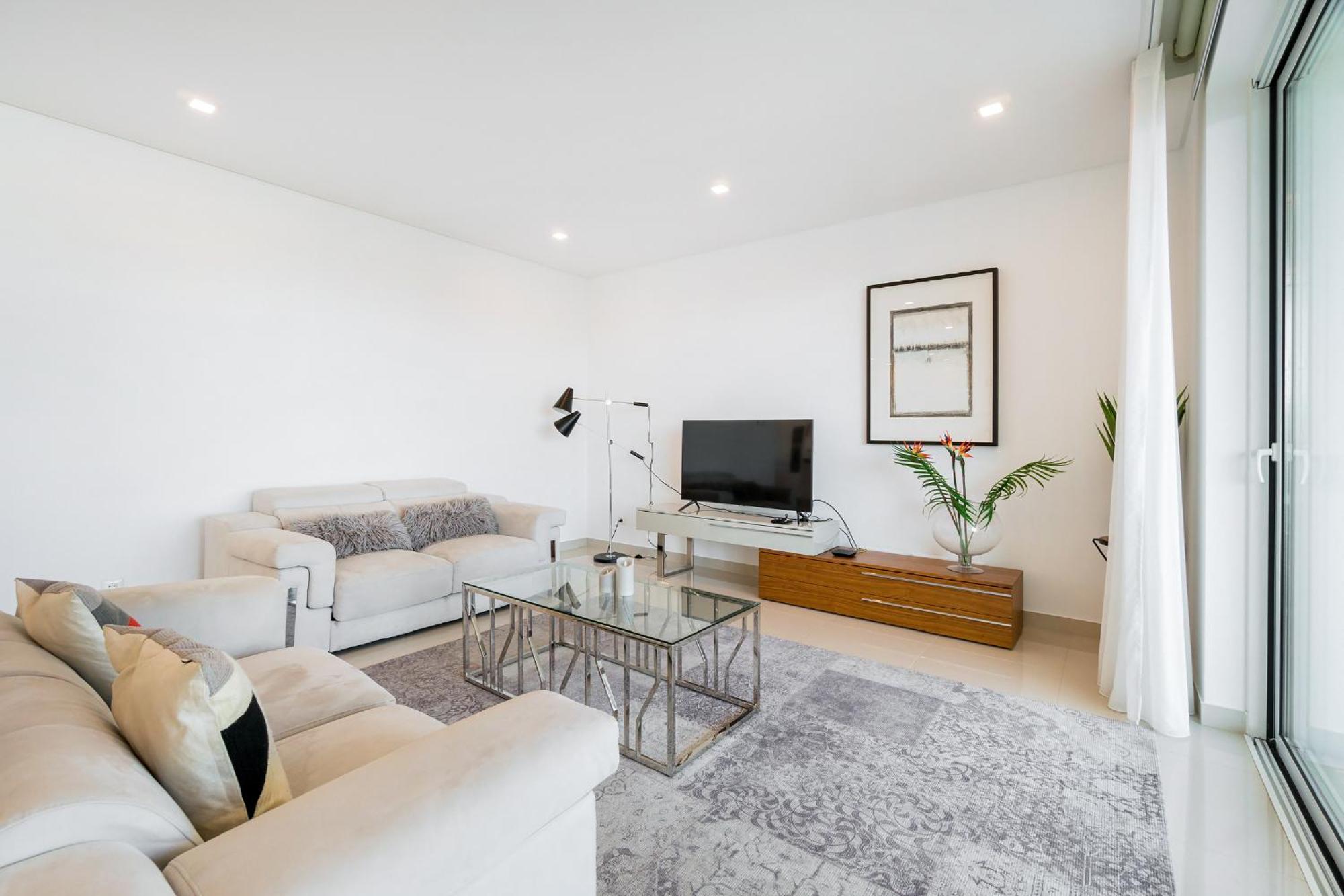 Modern T2 Near The Center ! Apartment Lagos